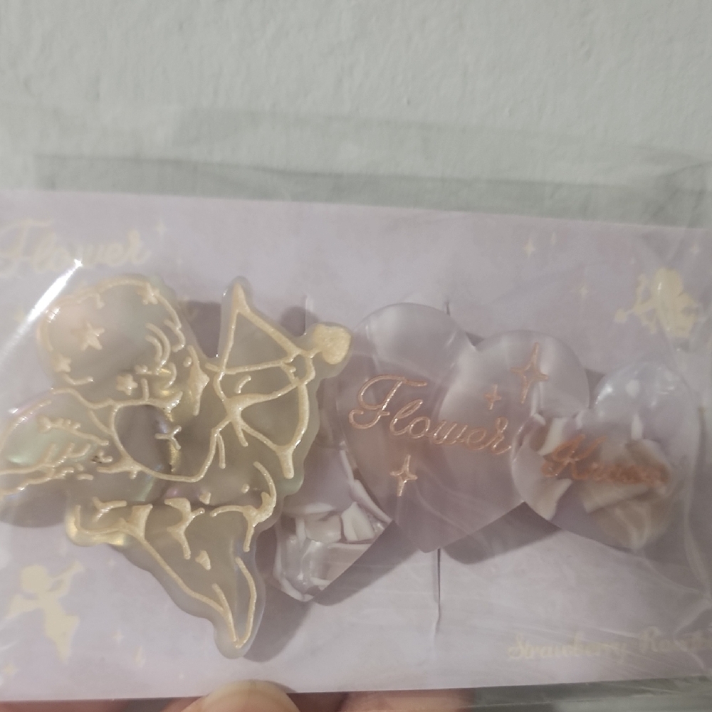 Heart Hair Clips - Cream and Gold